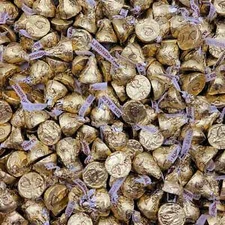 HERSHEY'S Kisses Milk Chocolate With Almonds, Bulk & Delicious Candy (5 Pounds)