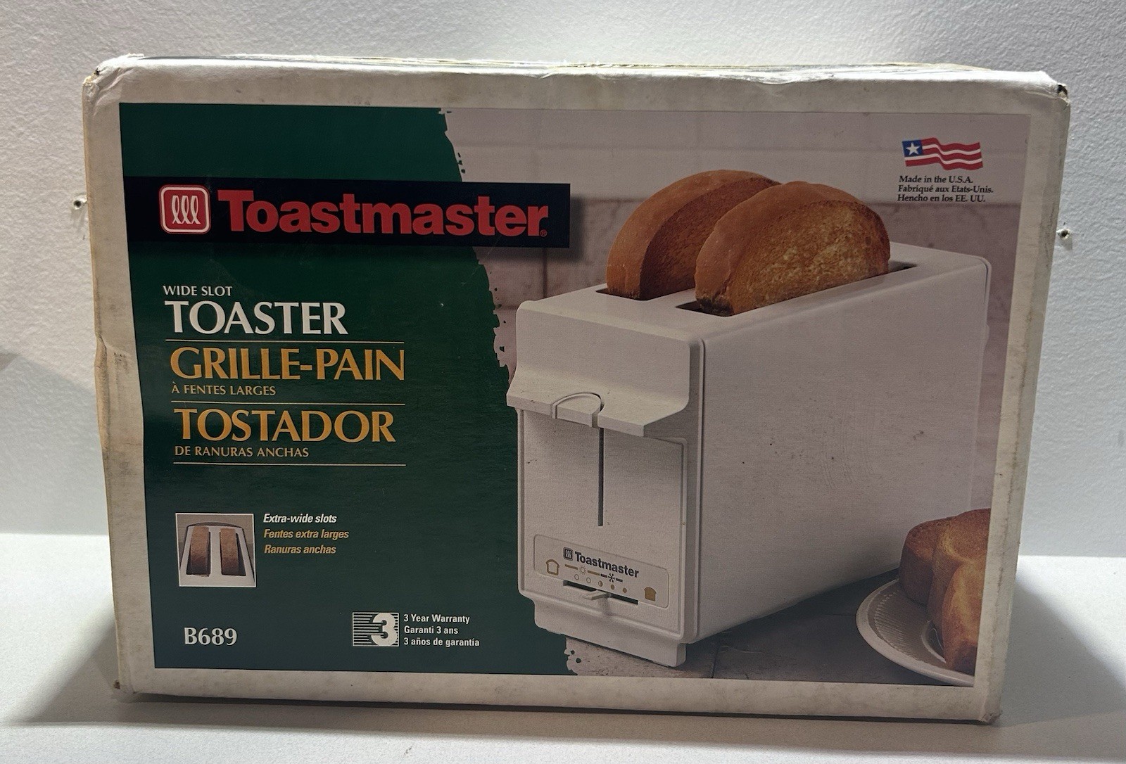Vintage USA Toastmaster Extra Wide Slot  White Toaster B689 