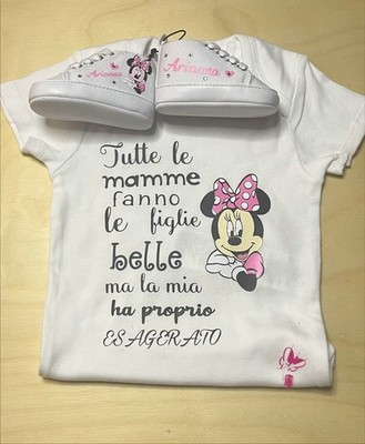 Body, Schuhe, Lätzchen, personalisierbar, Baby Geschenk, Willkommen, Taufe