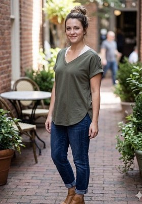 Cupio Olive Green Lace Accent V-Neck Relaxed T-Shirt M Short Sleeve