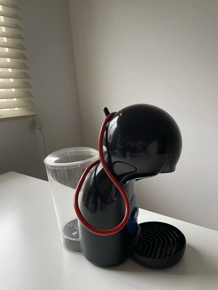 Krups KP1A0 Dolce Gusto Capsule Coffee Machine 15 Bar 1600W 0.8L Black/Blue, photo 3 of 5