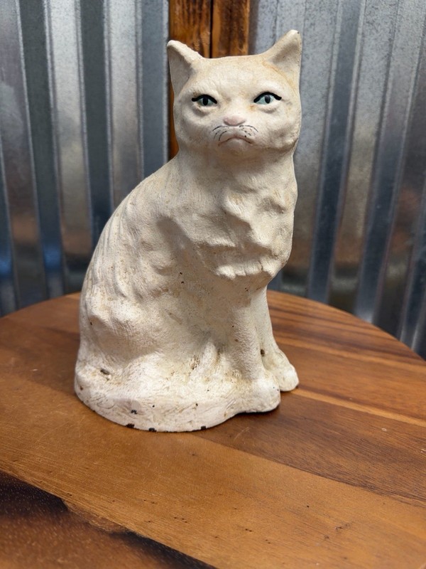 Vintage Original Creations Co #402 Cast Iron Sitting White Cat Doorstop See Desc