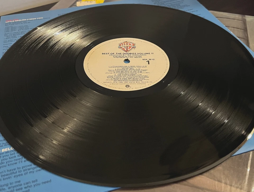 DOOBIE BROTHERS - The Best Of, Volume II (w/Insert) - 12" Vinyl Record LP - EX - Image 3 of 4