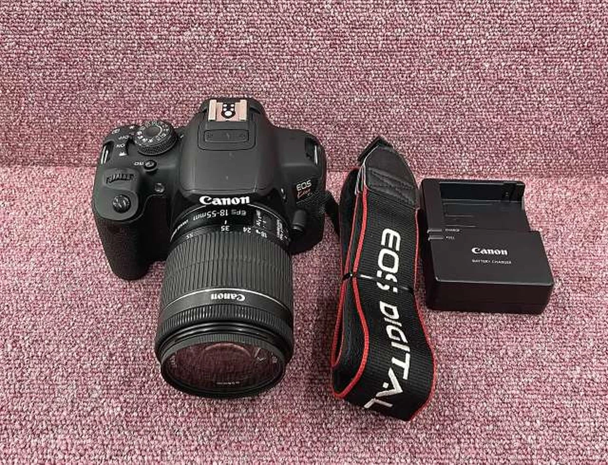 Canon EOS Kiss X7i DSLR Camera with EF-S 18-55mm Kit, 1800MP, Flip