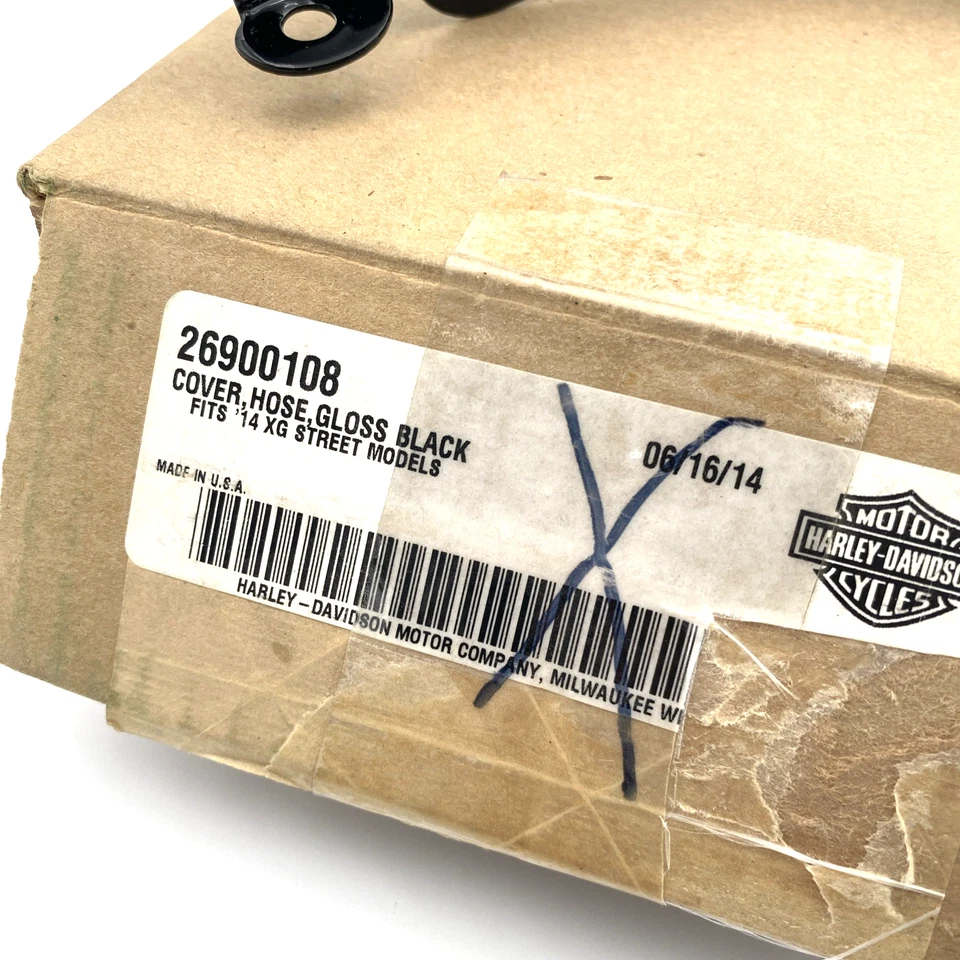 Cubierta de línea de manguera de refrigerante negra brillante OEM Harley 26900108 15-20 Street XG 500 750 Foto 2 de 4