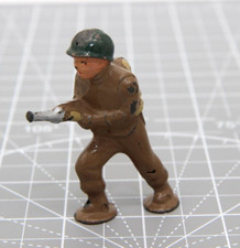 Vintage Barclay 1950's Pod Foot Toy Soldier W/ Flame Thrower B262