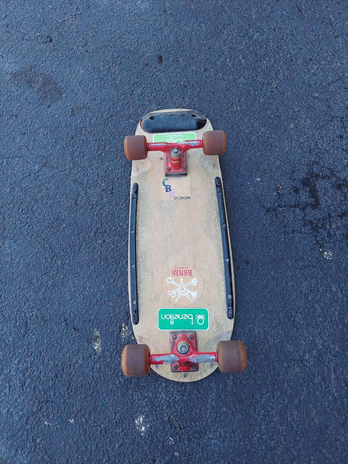 Powell Peralta Benetton Bones Gullwing Pro Skateboard 