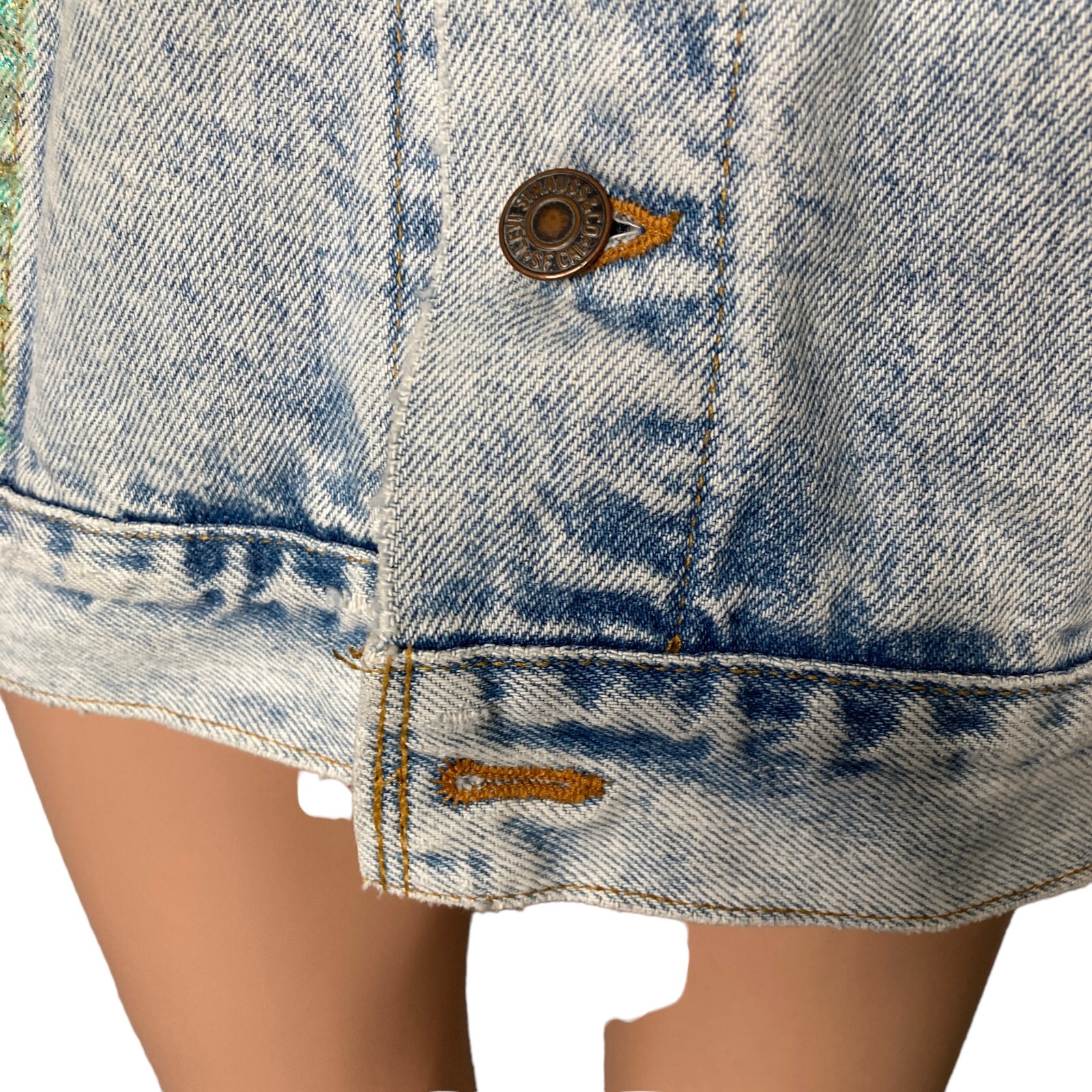 vintage levis trucker jacket womens XL custom design light wash painted thumbnail 8