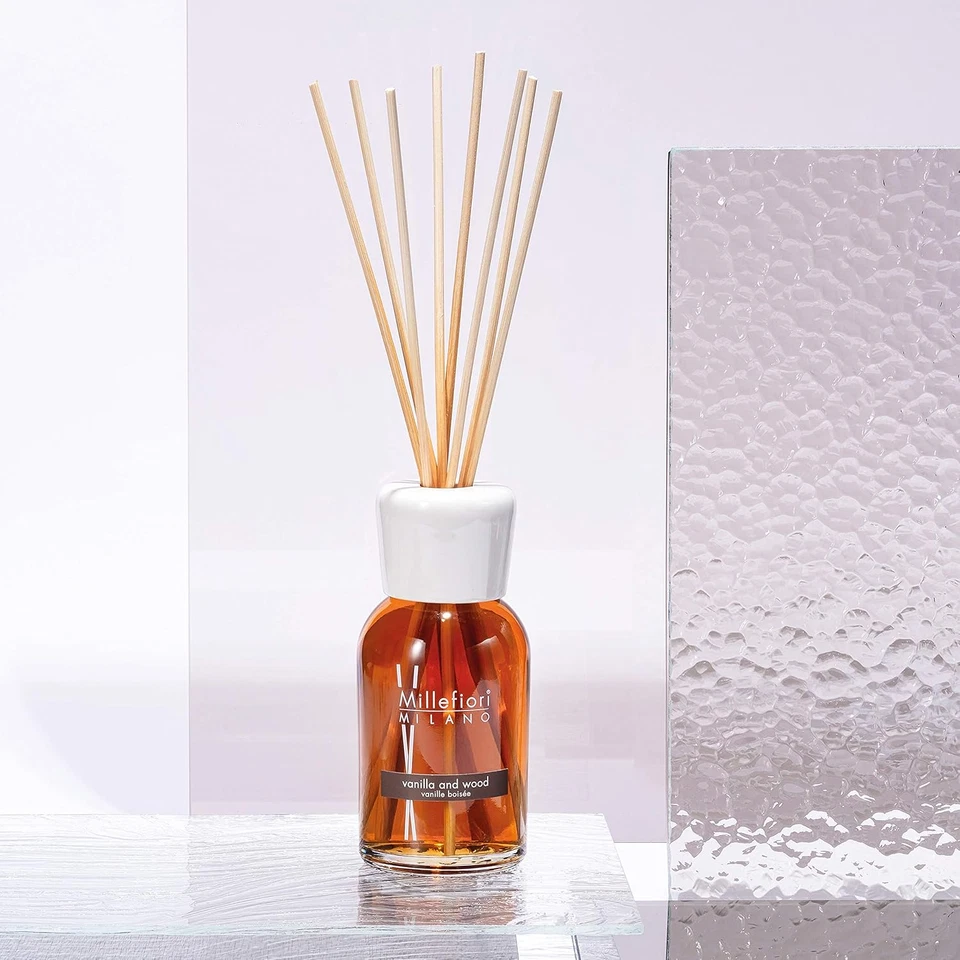 MILLEFIORI Natural Ricarica DIFFUSORE a Stick 250Ml Vanilla&Wood MOD. Mill.7Remd - Immagine 2 di 4