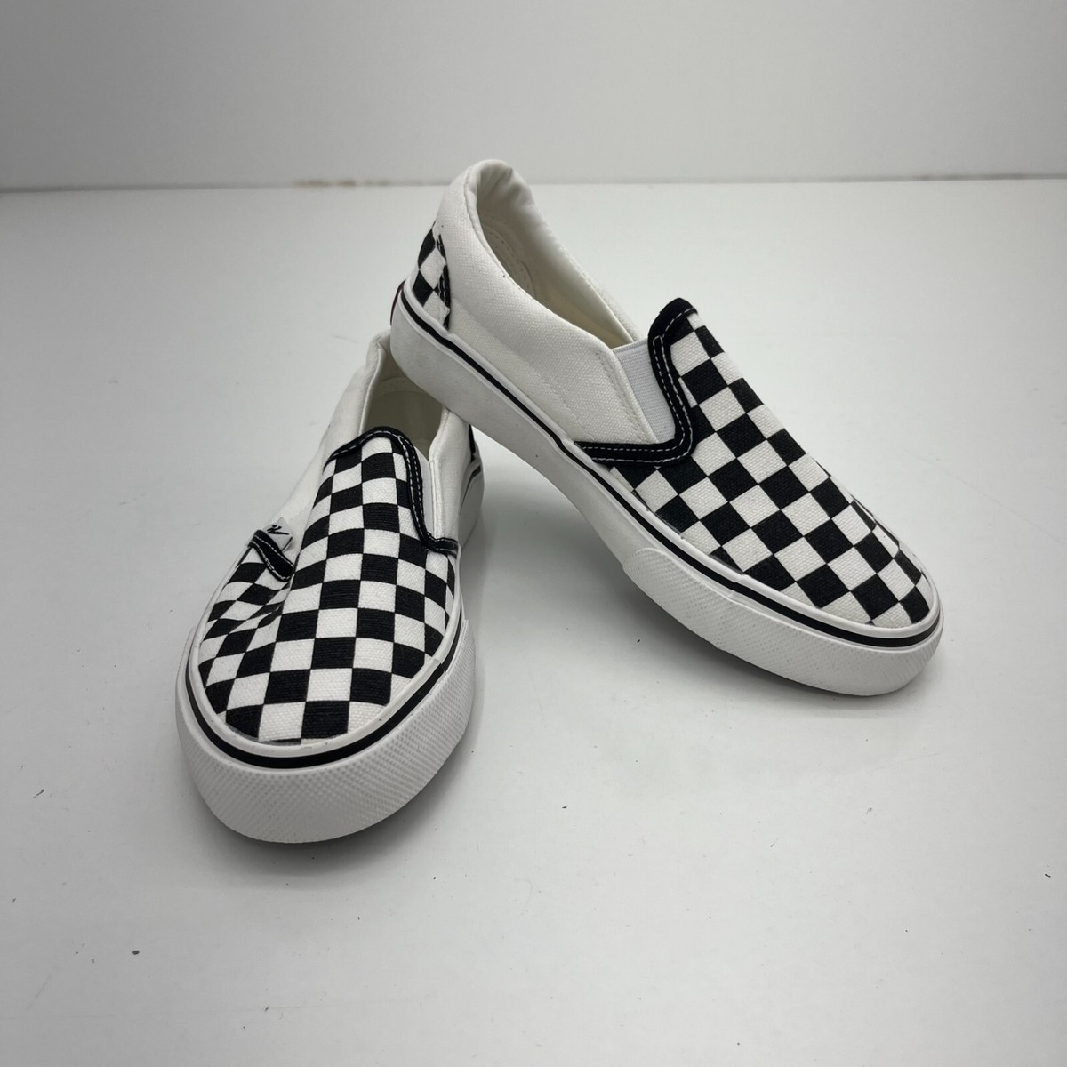 Shuang Xing Black & White Checkered Print Slip-On Sneakers