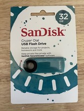 New SanDisk 32 GB Flash Drive