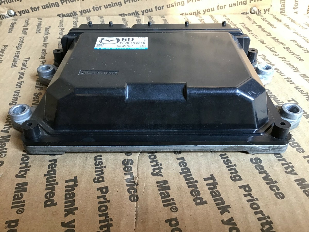 12-13 Mazda 3i 2.0L Computer Genuine OEM E6T62674H7 PE2K 18 881K  