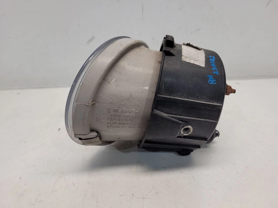 Luz antiniebla derecha pasajero Subaru Legacy Outback 2007-09 Foto 3 de 4