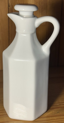 XCELL White Stoneware Hexagon Shape Oil Vinegar Cruet Carafe Small Pitcher EUC