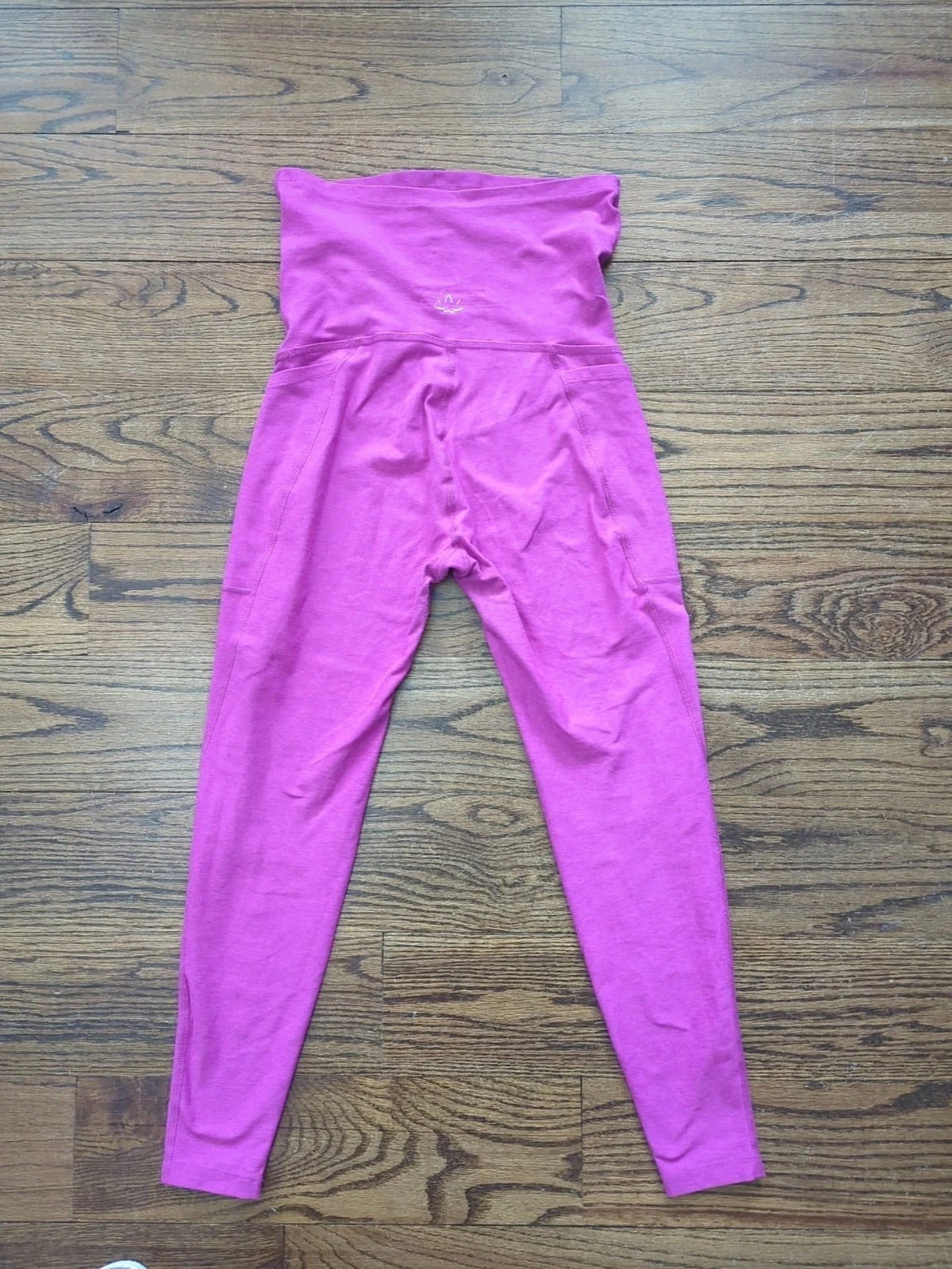 beyond-yoga beyond the bump maternity side pockets leggings
