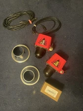 Alien Bee Studio Lights B800& B1600  With Extra Flash Tube