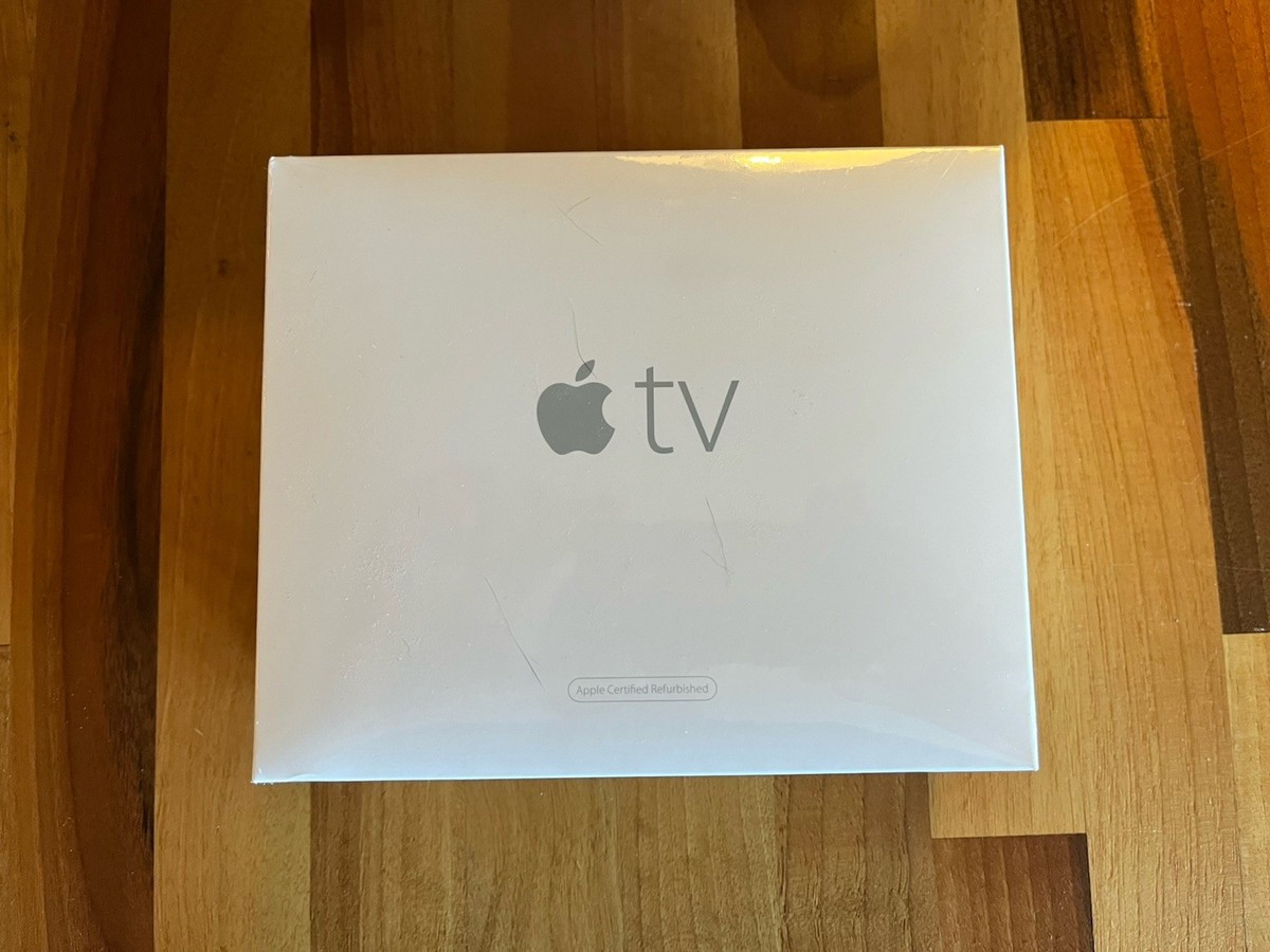 その他 Apple TV 32GB A1625 Apple TV (4th Generation) HD Media Streamer -- A1625