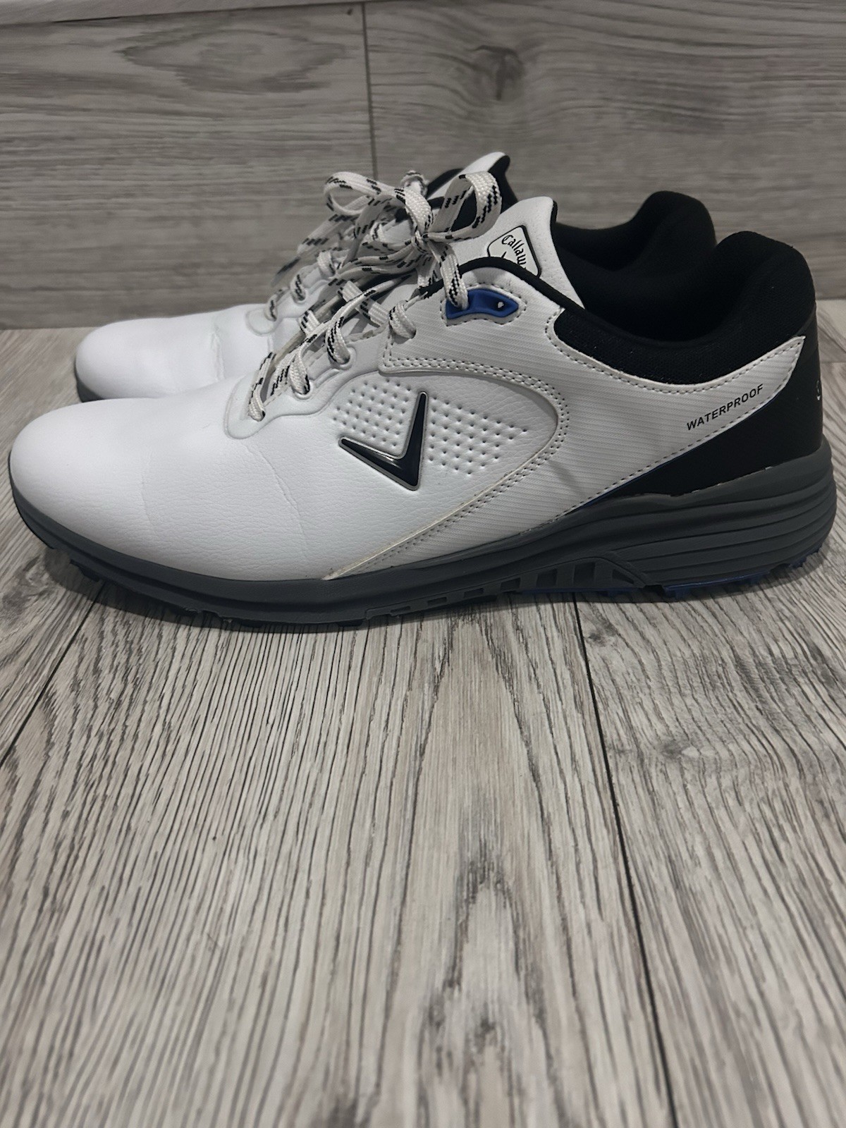 Mens 13 White Leather  Athletic Low Sneaker