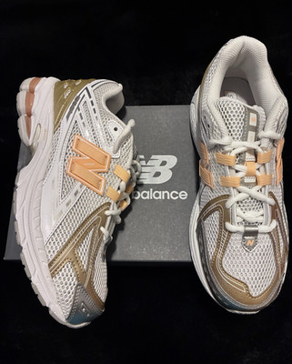 New Balance 1906 Gray/Orange Colorblock Mesh Low Top Lace-Up Sneakers GC1906CN