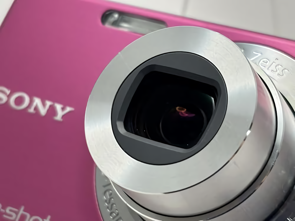 SONY Cyber-Shot DSC-W220 Pink 12.1MP Compact Digital Camera From