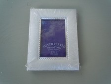 Image of Silver Plated Photo Frame 2" x 3" 5 x 8cm BNIP