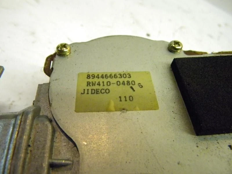 Rear Wiper Motor Fits 90-93 STORM 31293 - Изображение 3 из 3