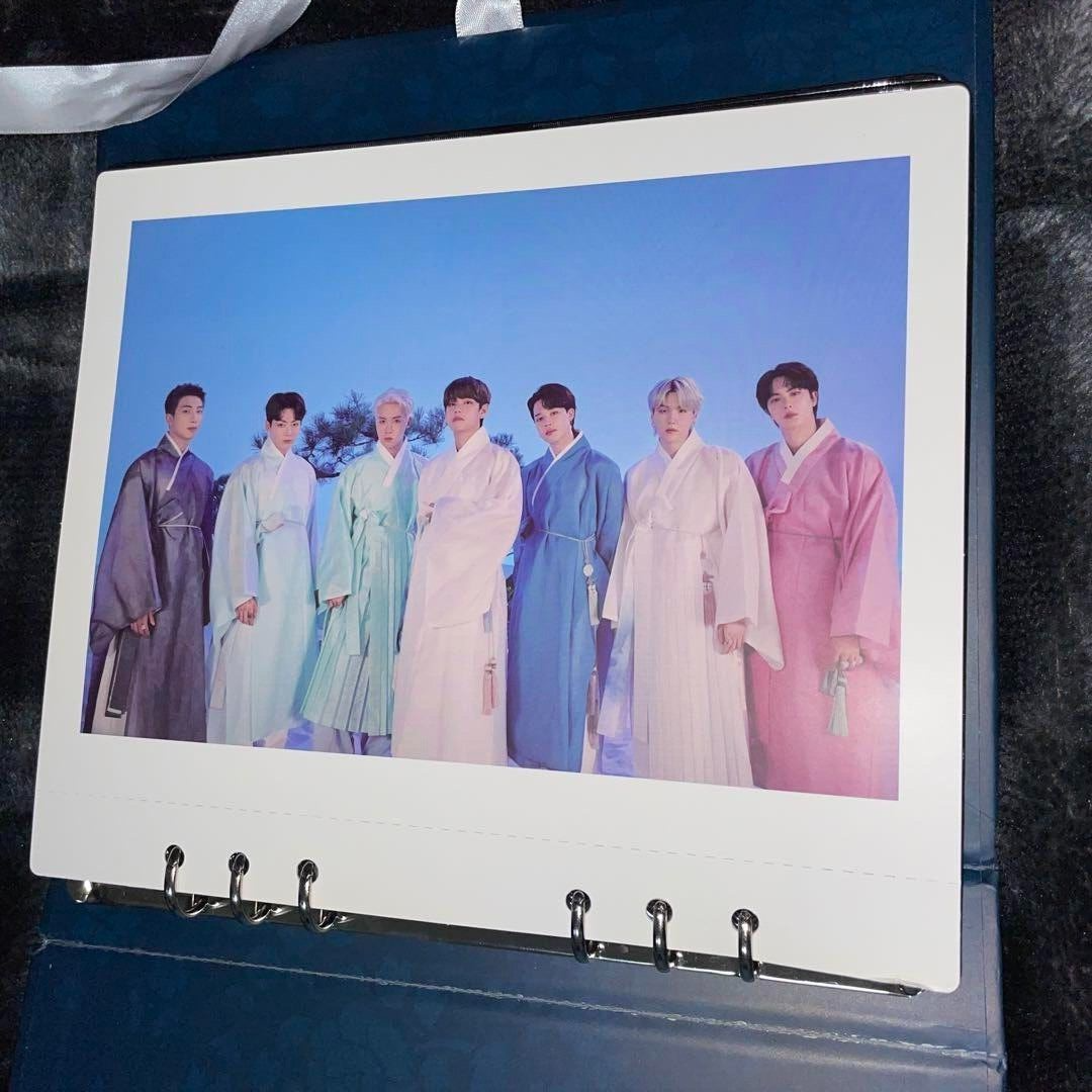 防弾少年団(BTS) - BTS ダルマジュン PHOTOCARD BINDER(NIGHT ver.) s-l1200.jpg