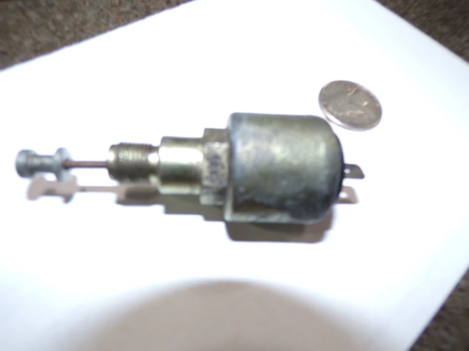 VÁLVULA DE CORTE USADA SOLEX/VOLKSWAGEN#04912412C"71-74 ESCARABAJO, GHIA 12V CARB.PICT34! Foto 2 de 4