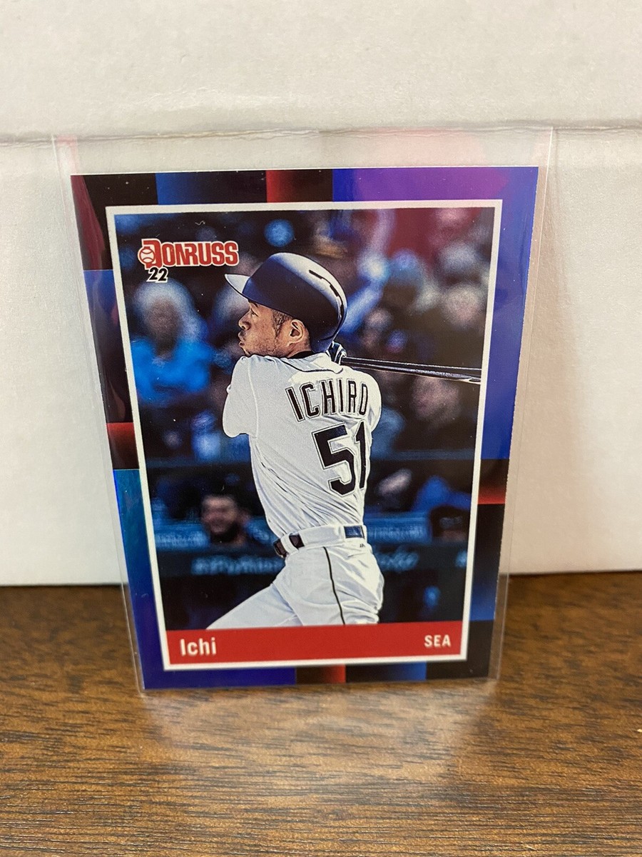 Ichiro 2022 Donruss Base Holo Blue Variation Retro 1988 #240