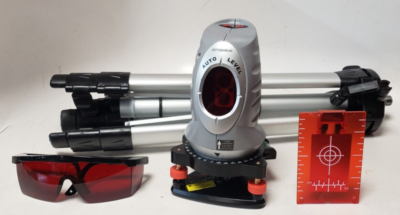 USED PITTSBURGH SELF-LEVELLING LASER LEVEL 69243 *LOCAL PICK UP