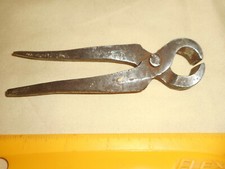 Vintage Farrior Nippers Nail Pullers 5" Blacksmith Forged Steel Hand Pliers