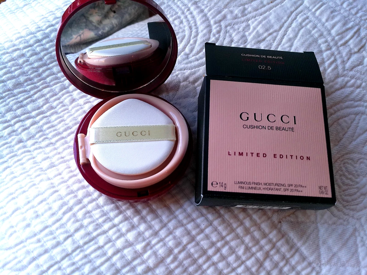 GUCCI CUSHION DE BEAUTE 2.5 LUMINOUS FINISH MOISTURIZING