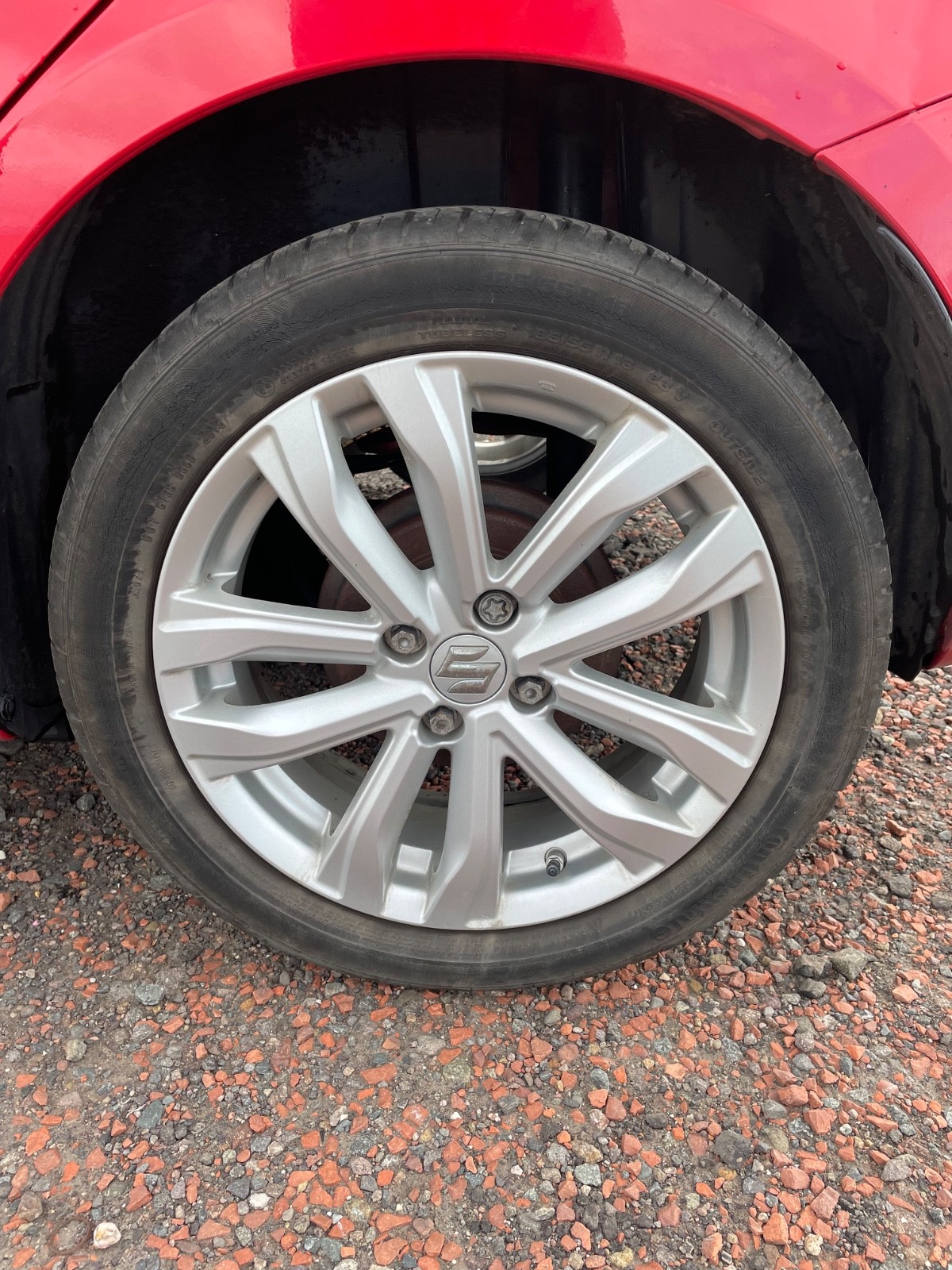 2015 Suzuki Swift, photograph 6