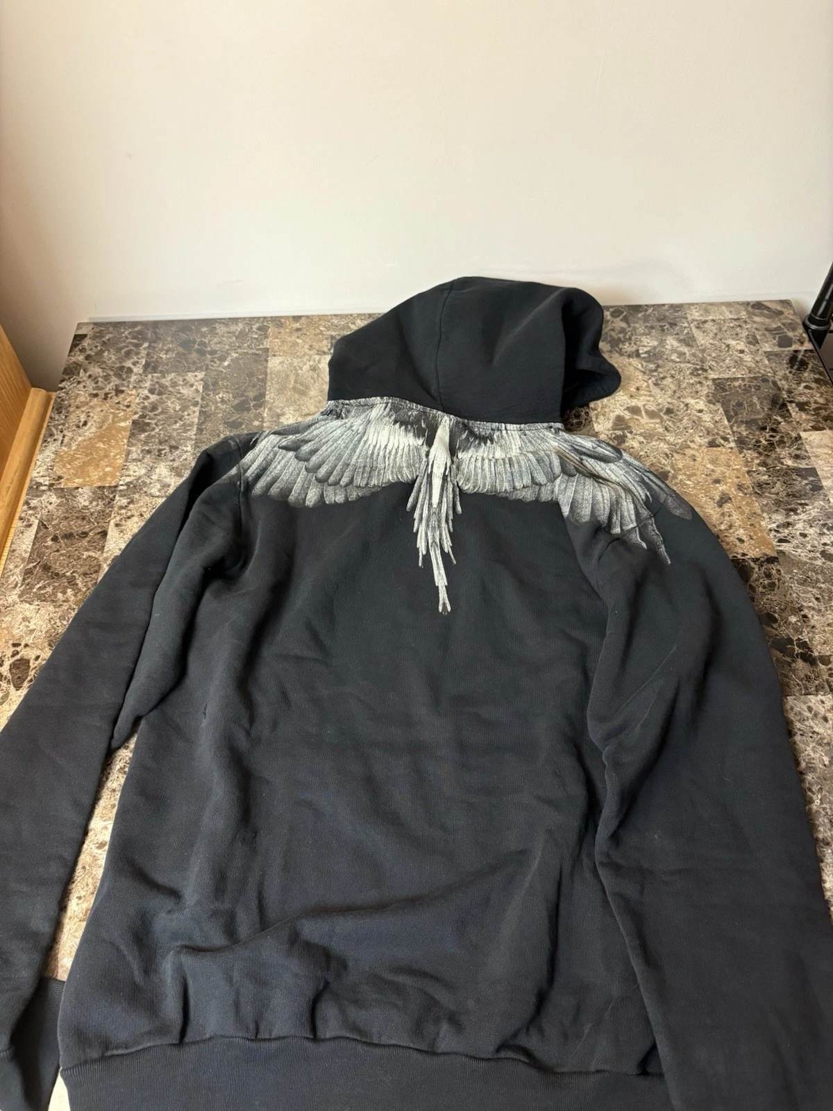 Felpa con cappuccio Marcelo Burlon Wings nera grigia grande nuova