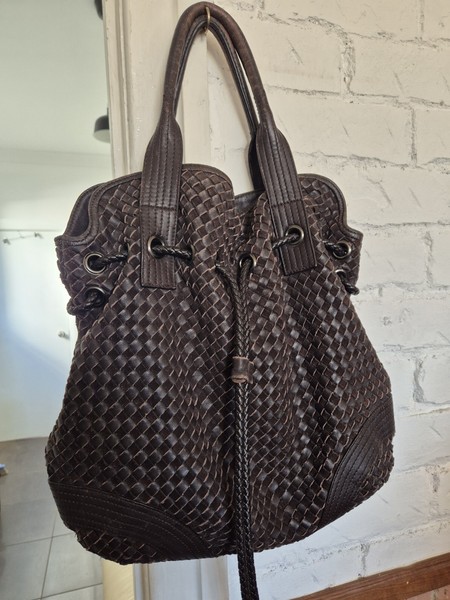 Bottega Veneta Bag Woven Leather Bucket  Bag Dark Brown