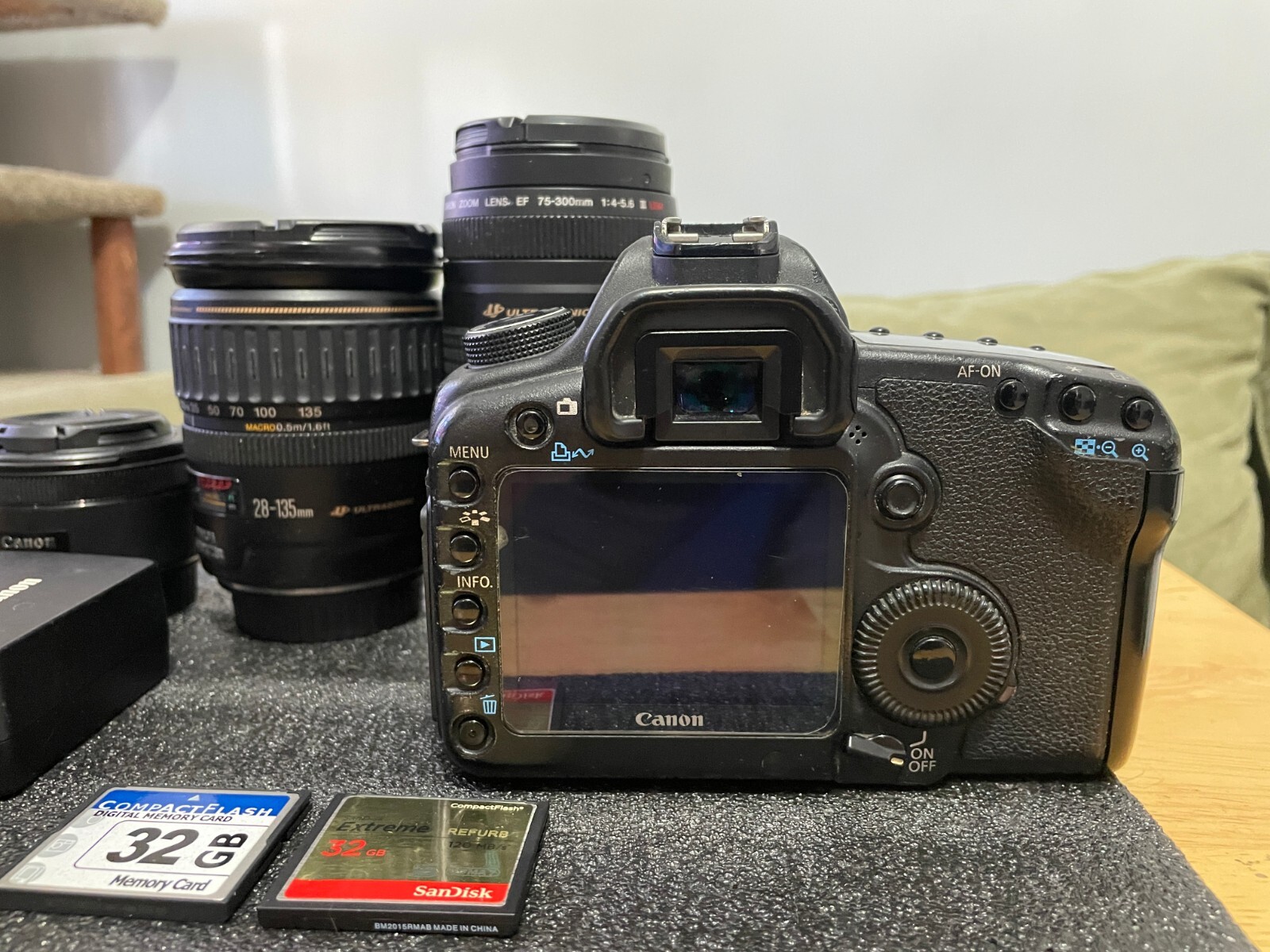 Canon EOS 5D Mark II 21.1 MP Digital SLRCamera + 3 Lens BUNDLE + 2 CF