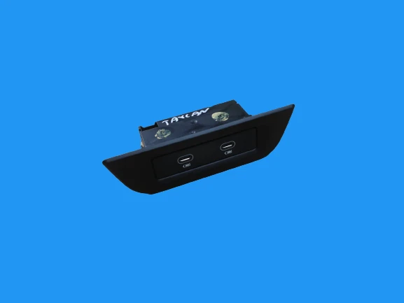 PORSCHE TAYCAN 4S 2020 USB CHARGING PORT TYPE C 9J1035722B eBay
