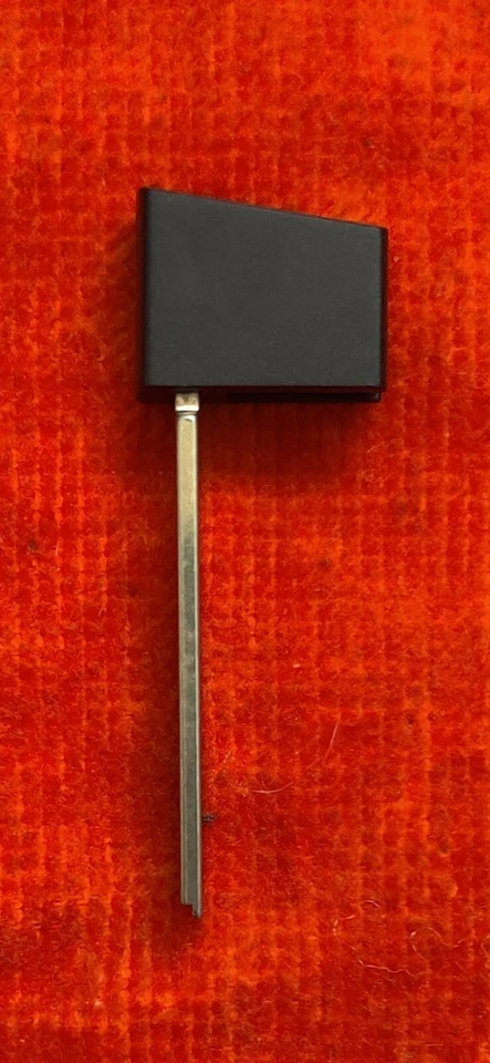 LLAVE DE EMERGENCIA MANDO A DISTANCIA (HOJA CORTADA SIN FOTO) para Lexus y Toyota 2013 - 2022 Foto 4 de 4