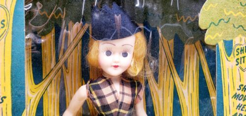 1950”s Vintage 8” Dolly Walker Doll New In Box! 6 Motions Yellow Dress Black Hat - Picture 2 of 5