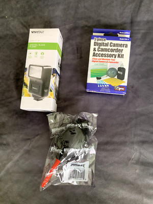 Vivitar V319AF-NOC Digital Concepts Flash w/Bracket for Digital Camera - NEW
