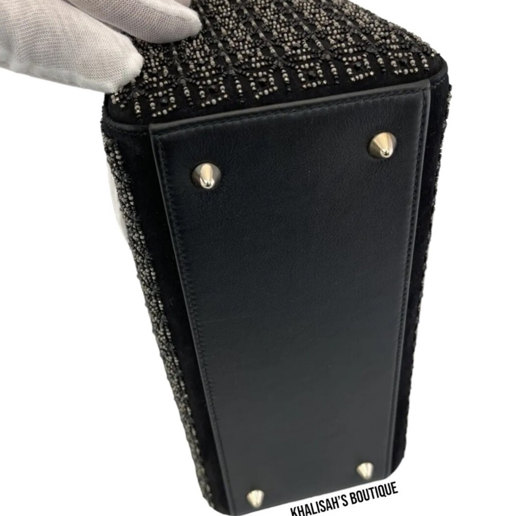BNIB NWT VERY RARE & SOLDOUT AUTHENTIC CHRISTIAN DIOR MEDIUM