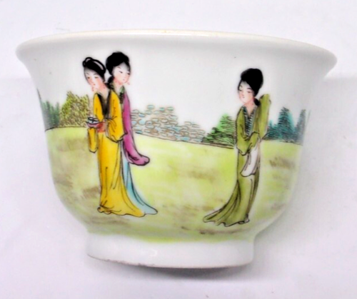 CHINESE ( Republic Period ? ) FIGURAL PORCELAIN BOWL - Blue Qianlong Seal Mark . - Picture 4 of 9