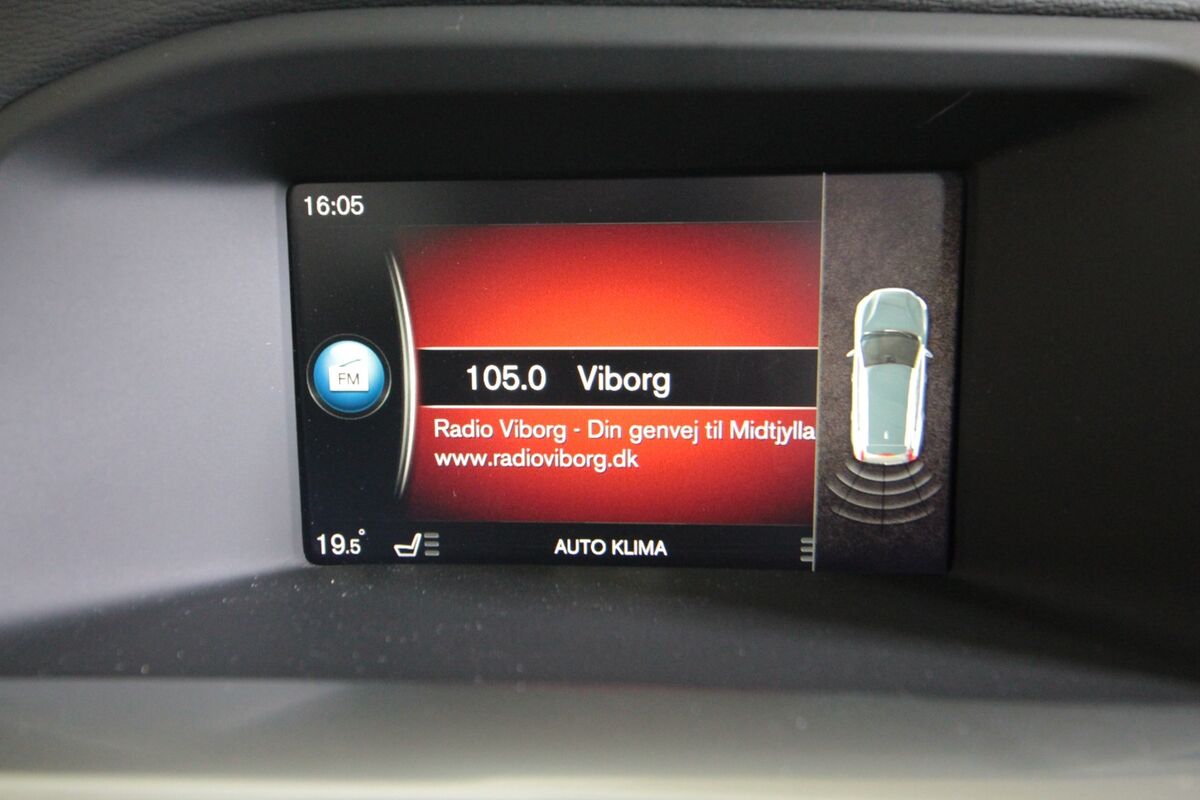 Volvo V60 2,0 D5 225 Momentum aut.