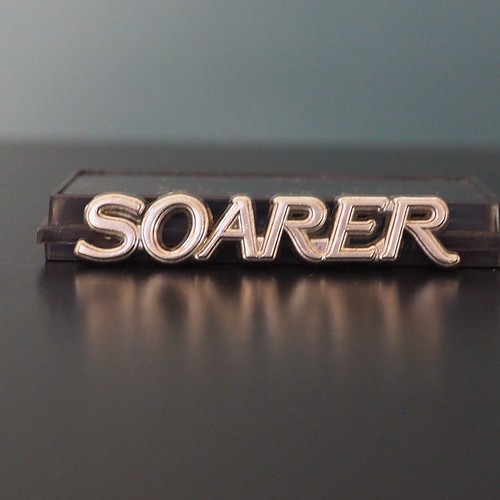 Vintage 1980s Toyota Soarer Emblem - Metal Logo, 6×1×0.4cm - Rare Badge - Picture 6 of 18