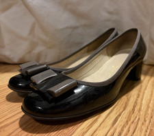 Salvatore Ferragamo Black Patent Leather Bow Round Toe Slip-On Pumps