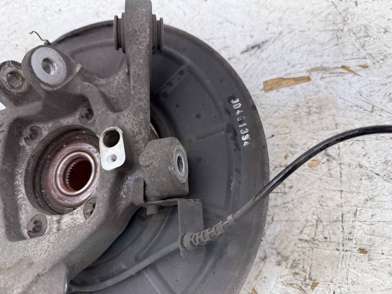 2014-2019 Maserati Ghibli Quatroporte AWD Rear Right Spindle Knuckle Hub 