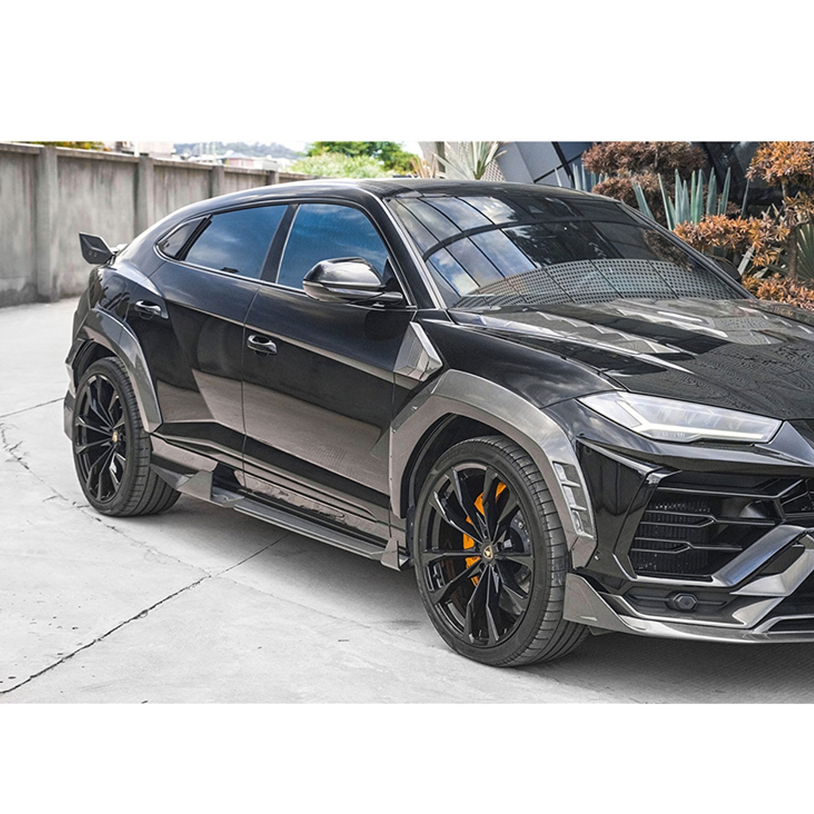 Lamborghini Urus Rear Fender