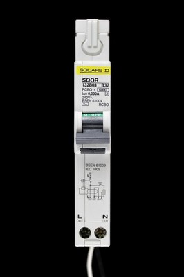 SQUARE D 32 AMP CURVE B 6kA 30mA RCBO TYP AC SQOR 132B03