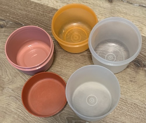 VTG Tupperware Lot 5 Assorted Food Canister Countainer Lids 250 1667 1493 Small - Picture 2 of 7