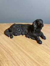 Presse-papier décoratif vintage en  fonte représentant un cocker spaniel.